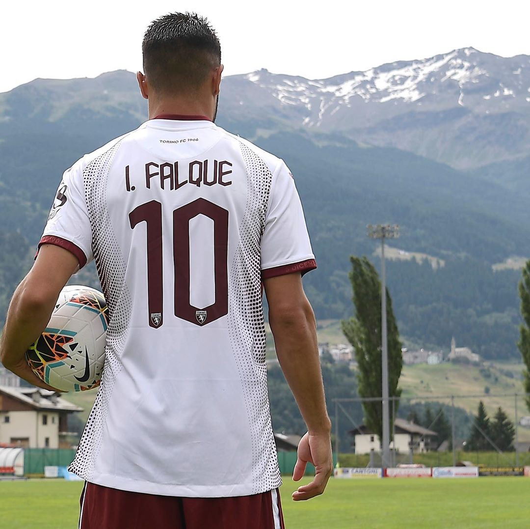 代足球中显 代足球中显