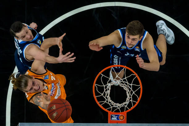 这位年轻的 这位年轻的